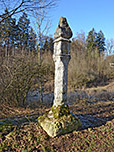 Statue am Ende der Schloßstraße