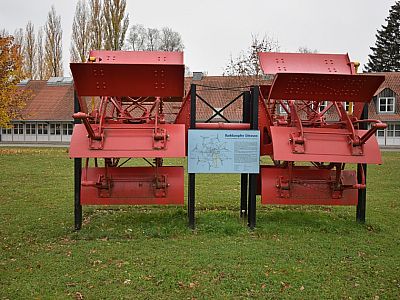 Die Schaufelräder kann man auch auf dem Trockenen begutachten