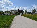 Über die Mahntalstraße erreichen wir Kempfenhausen