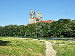 Die St. Maximilian Kirche ist ein echter Blickfang