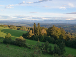 Der Ausblick vom Hohen Peißenberg auf die Alpen