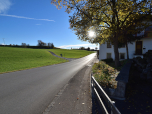 Ein Stück marschieren wir auf der Straße,
