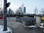 Die U-Bahnstation Studentenstadt befindet sich auf der anderen Straßenseite
