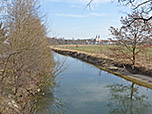 Blick über die Glonn zum Kloster von Markt Indersdorf