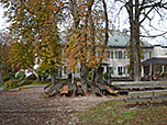 Der Biergarten hat bei schönem Wetter von April bis September geöffnet