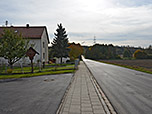 ...und die Unterweilbacher Straße verlassen wir Röhrmoos...