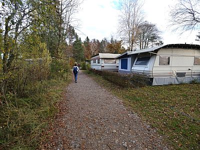 Die Wohnwagen am Campingplatz Fohnsee