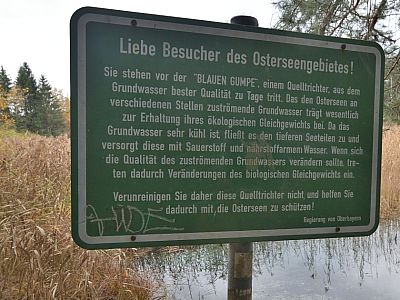 Die Blaue Gumpe ist ein Quelltrichter