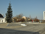 Der Kreisverkehr nördlich des Bahnhofs