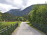 Wir folgen dem breiten Fahrweg ins Husedalen...