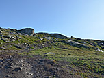 Über uns erkennen wir bereits die zweite Survival Cabin