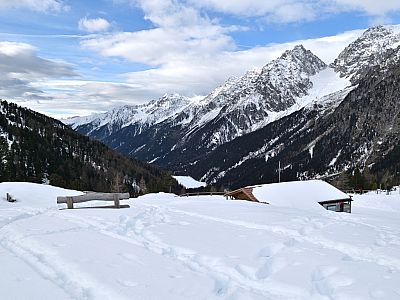 Der Ausblick vom Staller Sattel Richtung Antholzer See