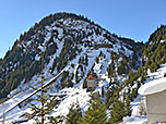 ...und zum ehemaligen Bergwerk