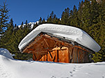 Eingeschneite Hütte nahe der Jausenstation