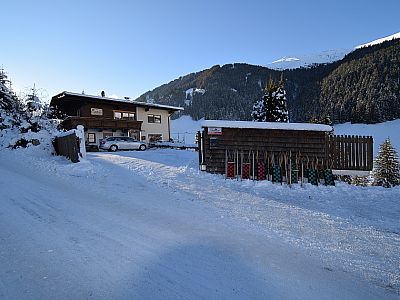 Hier geben wir die Schlitten wieder ab