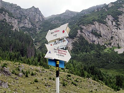 Meist ist der Weg gut ausgeschildert