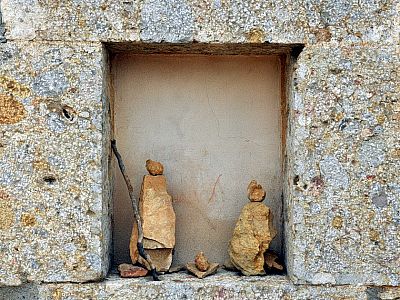 Schlicht und trotzdem unverkennbar: Die hl. Familie