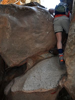 ... eine Kletterstelle, die wir auch hätten umgehen können.