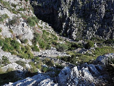... einige Serpentinen liegen aber noch vor uns.