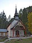 Die Kapelle am Pragser Wildsee wurde 1904 geweiht