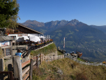 bevor wir die Terrasse des Muthof erreichen.
