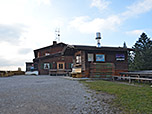 Ein letzter Blick zurück zum Berggasthof Neureuth