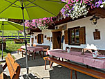 Auf der Terrasse der Angerlalm