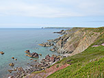 Herrlicher Tiefblick zu den Klippen